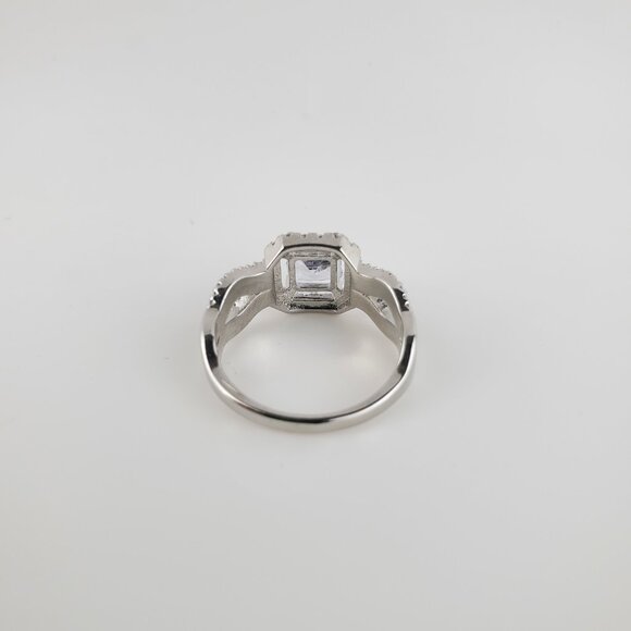 Rings - Picture 5 of 5